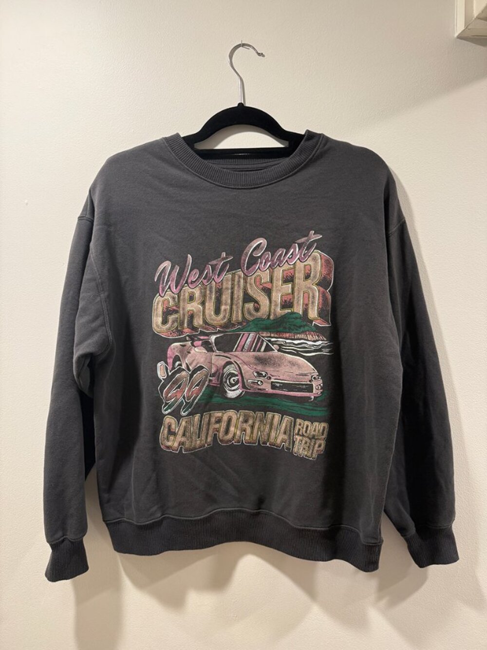 Hollister West Coast Cruiser Graphic Sweatshirt Size S